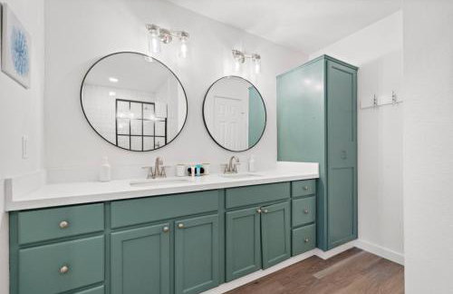 Bayfront Home with Private Pool, Pier, and Firepit - Foto 63