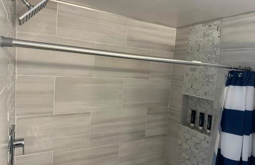 Majestic Lake Front Chalet - Foto 24