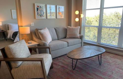 The City View Suite Garage Parking Top Floor! - Foto 1