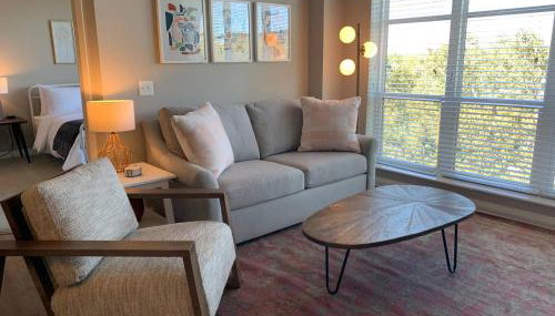 The City View Suite Garage Parking Top Floor! - Foto 1