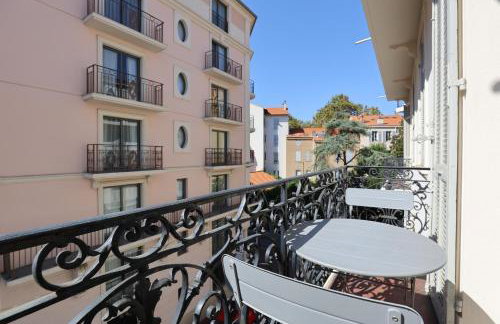 Le Hub Studio central climatisé avec terrasse - Photo 4