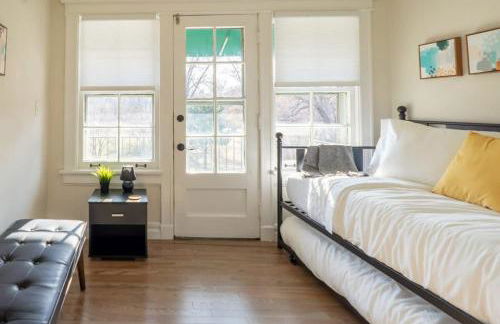 8BR at Tower Grove Park Sleeps 22 ABODEbucks - Photo 28