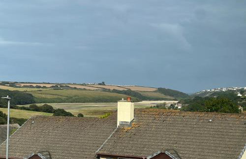 Family Home with Sauna & Garden - Foto 12