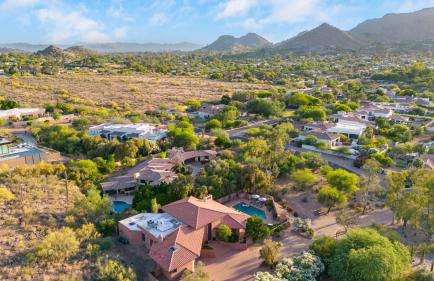 Diamondback by AvantStay Luxury Retreat Pool - Foto 44