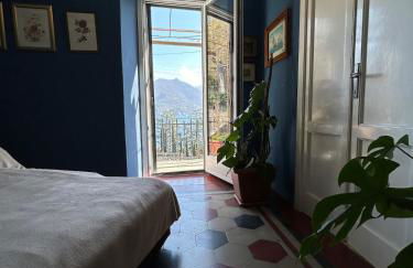 Postcard view 3 minutes walk from the lake - Photo 12