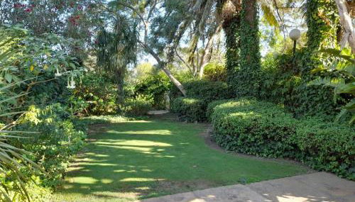 Sotogrande Spacious Duplex with garden - Foto 3, Garden, Garden view