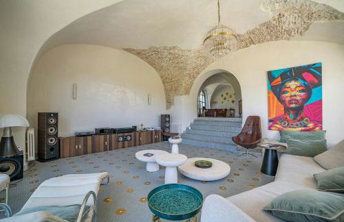 Castle In A Private Camargue Estate - Photo 11