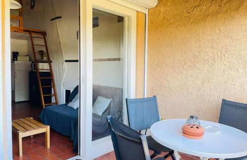 Appart clim wifi - 2 à 6 pers - piscines - parking - Foto 9