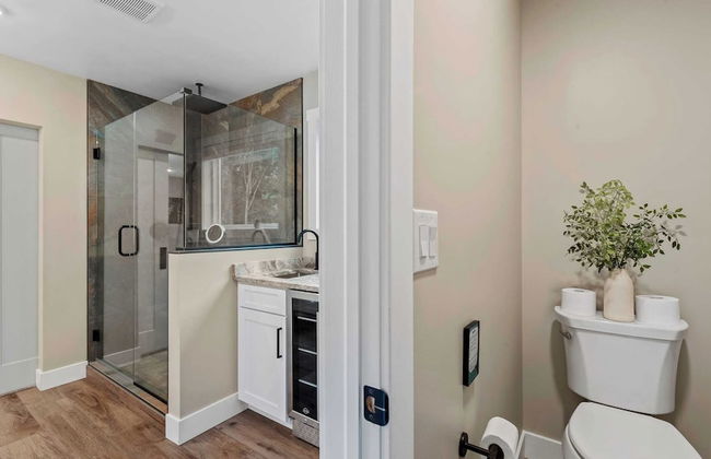 Lakeside Serenity by Avantstay Lakefront, Newly Built, Deck w/ Views! - Foto 13