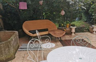 Cozy en centre ville dans un écrin de verdure - Foto 1