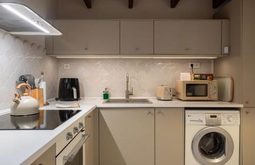 Luz, piedra y calma a 15 min del mar - Foto 8