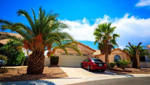 Luxury 1900 SQ FT House Huge 46 FT Pool & Hot SPA - Foto 2