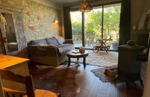 Pinecone Lodge, Eptalofos Wellness Garden Chalet - Foto 19