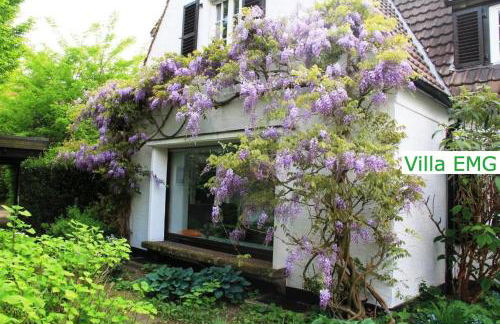 Luxus Ferienhaus Villa EMG Emsdetten nah Münster, Osnabrück, Rheine für Familien Gruppen bis 17 Personen, Pool, Whirlpool, Garten, Kamin, 6SZ - Foto 42