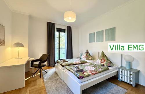 Luxus Ferienhaus Villa EMG München in Moosburg mit Pool, SPA, Kamin, Wald, See für Familien Gruppen bis 24 Personen - Foto 61