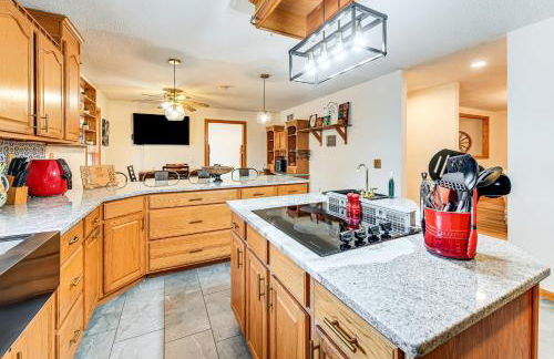 Spacious Retreat with Deck 14 Mi to Nolin Lake! - Foto 6