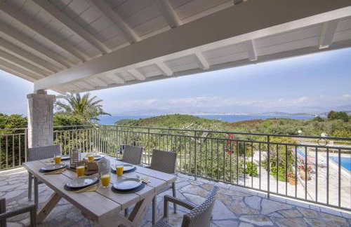 Villa Petra by Villa Plus - Photo 3