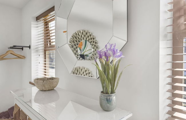 Coach House - Photo 11