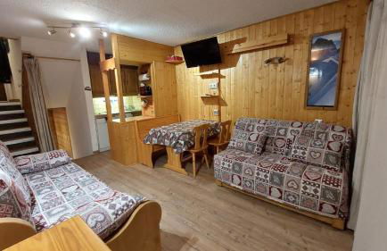 Les Menuires Résidence Brelin Skis aux pieds - Foto 3