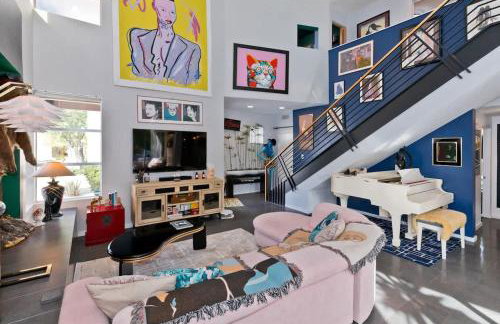 Navigate Stays Family Artful Retreat w Pool & Cabana - Foto 2