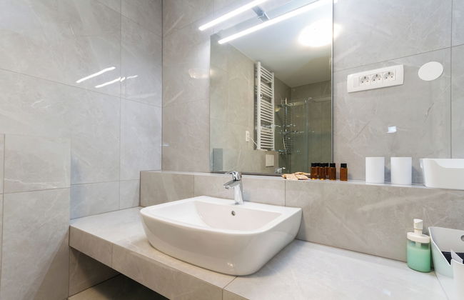 Premium City Center Apartment Tartini 1 - Photo 24