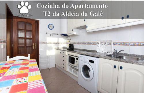 Os Apartamentos A Ramos na Praia da Galé Estão inserido em Condomínio com PISCINA, Fica apenas a 350 Metros da Praia da Galé - Apartamentos com Ar Condicionado tanto nos Quartos como na Sala, Smart TV com Prime Vídeo e Cozinha Completa - Foto 70