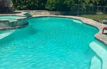 Gorgeous Villa with Private Heated Pool - Foto 7