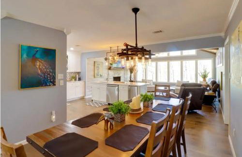 Lakeside Retreat on 10 Secluded Acres - Foto 9