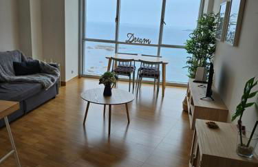 VIVIENDA con INCREIBLES VISTAS A LA PLAYA DE RIAZOR - Foto 1