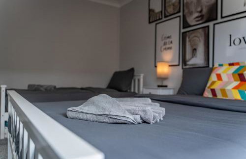 Jodi's Bungalow - Garden and Parking - Foto 9