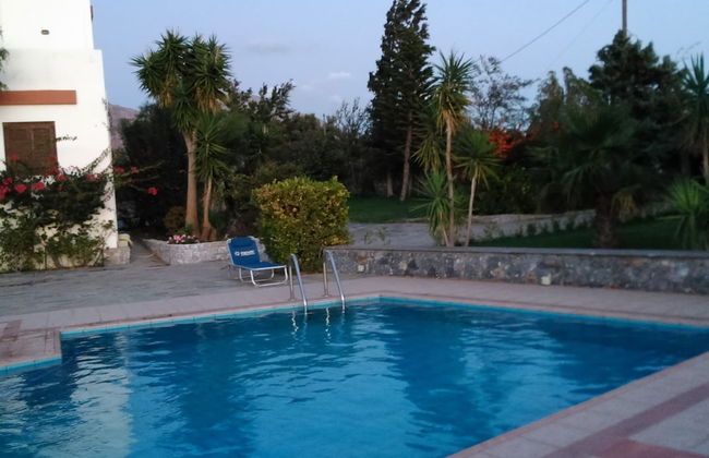 Villa in Lefkogia With Private Pool - Foto 15