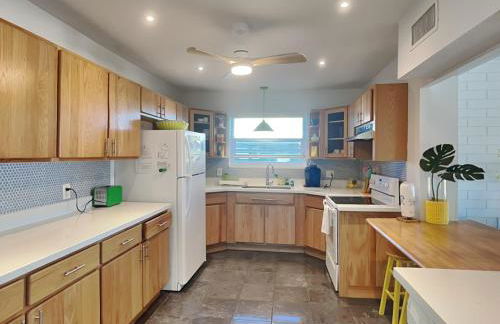 Sunshine House by Distinctive Beach Rentals - Foto 41