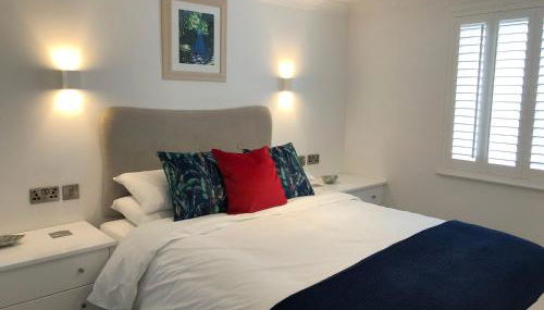 Stylish Sea View Apartment with Parking - Foto 3