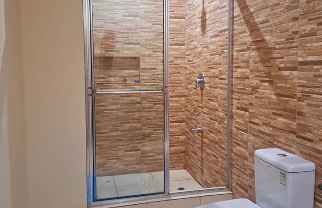 The House of Praise 5Bd - Foto 9