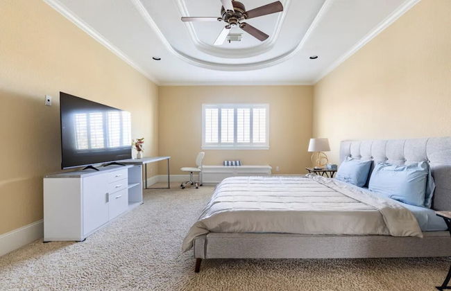 BIZI near Galleria Mall - Foto 5