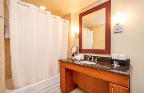 TRUMP INTERNATIONAL BEACH RESORT 2 BEDROOM APARTMENT 1600 Sf Ocean and Bay View - Foto 34