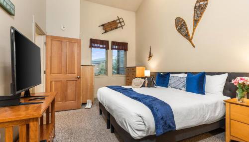 KBM Resorts Crestview Condos Spacious condo near Olympic Park with gas fireplace year-round pool hot tub city wide shuttle access. CVC-308B - Foto 5