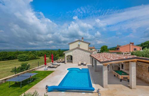Villa Lavanda, a luxury Villa with Private Pool, 2km to Beach - Foto 1
