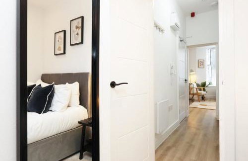 The Cosy Corner – Modern 2-Bed - Photo 14