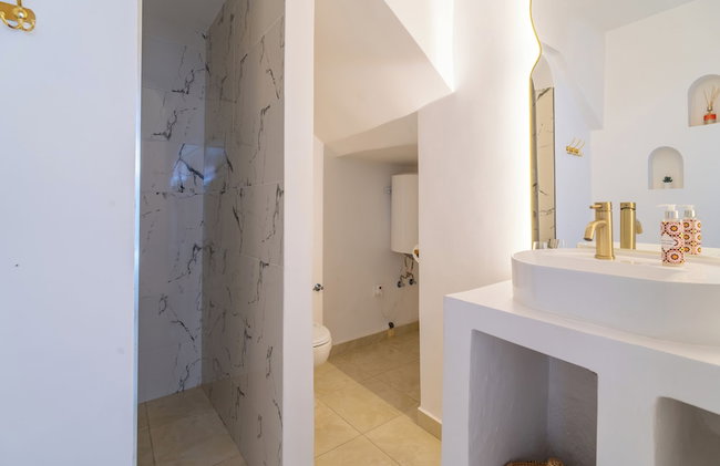 Riad Dar JuMa Marrakech Suites:Jacuzzi - Piscine & Spa - Photo 49