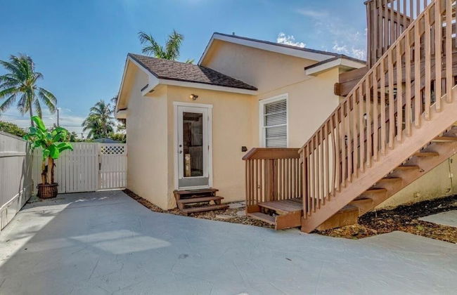 Beautifully Renovated 5 Bedroom with Guest House 5 Home by RedAwning - Foto 63