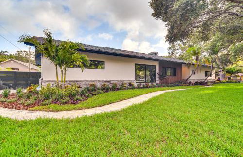 Retro St Pete Home with Private Heated Pool - Foto 31