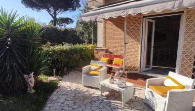 Villa Lido dei Pini 4 persone giardino 350mq wifi 3 chilometri dal mare - Foto 2, Garden