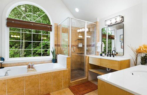 Luxury Escape! Golf Sim, Sauna, Hot Tub & Game Room Bliss - Foto 36