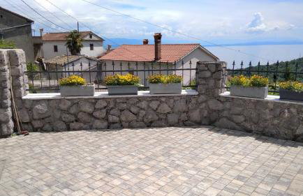 Apartment Zdenka-5 km from Opatija - Photo 16