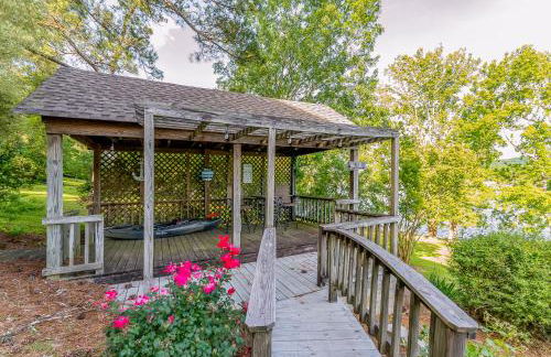 Lake Therapy - Gazebo On The Lake, Easy Walk To The Water! - Foto 37