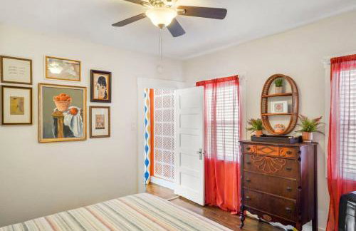 Bright and Quirky Hillcrest Craftsman - Photo 22