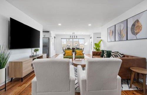 NYC 20min, Sleeps 10, Free Parking, Patio - Foto 6