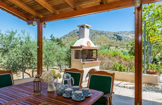 Gorgeous Villa With Pool & Gardens - Foto 38