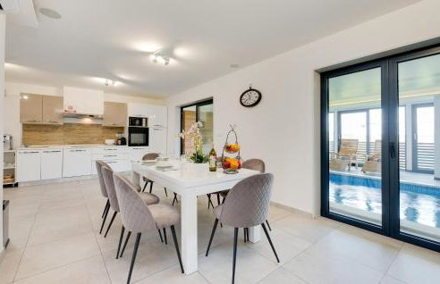 Cozy Home In Tusilovic With Sauna - Foto 5